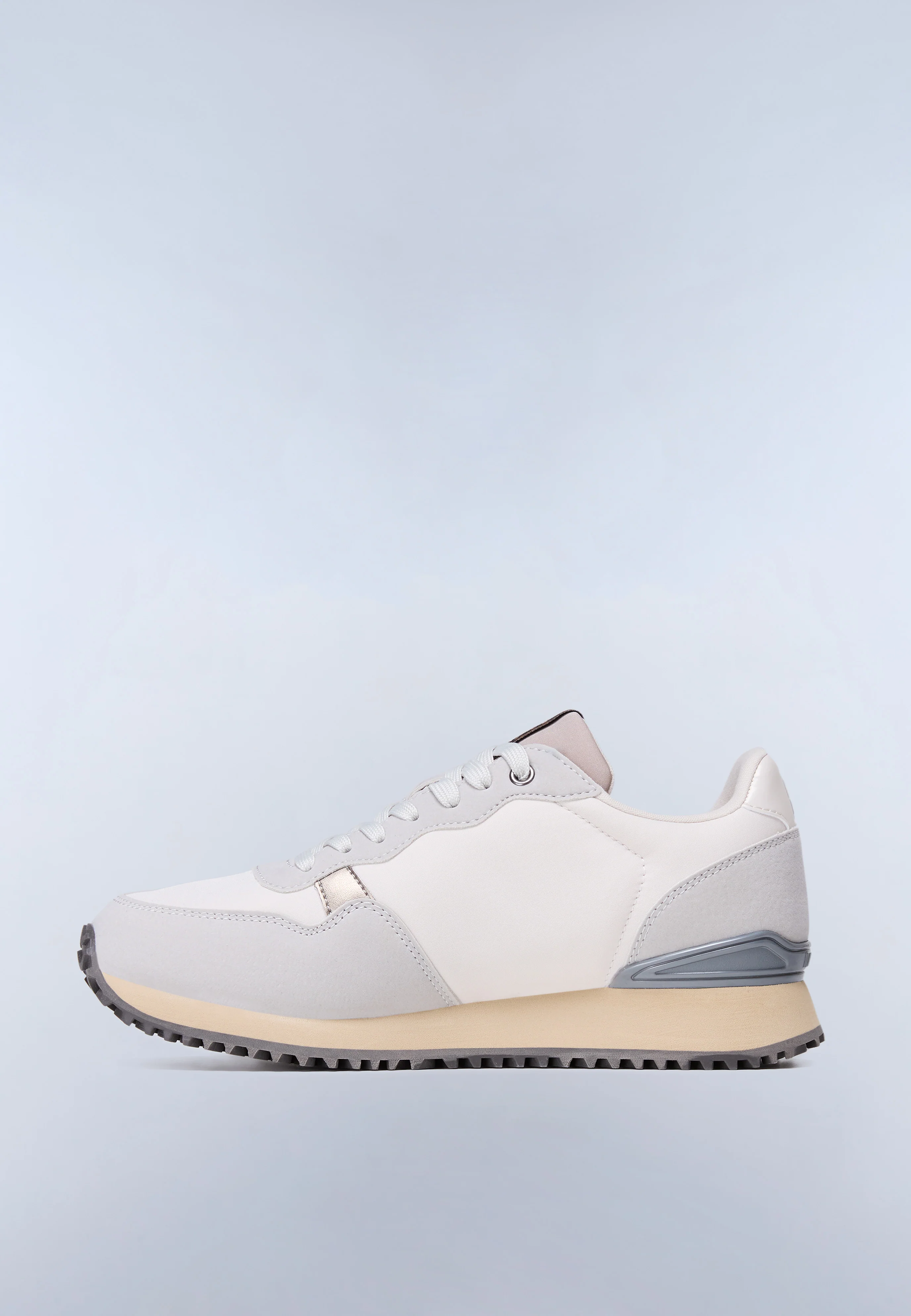 Astra Trainers - Image 3