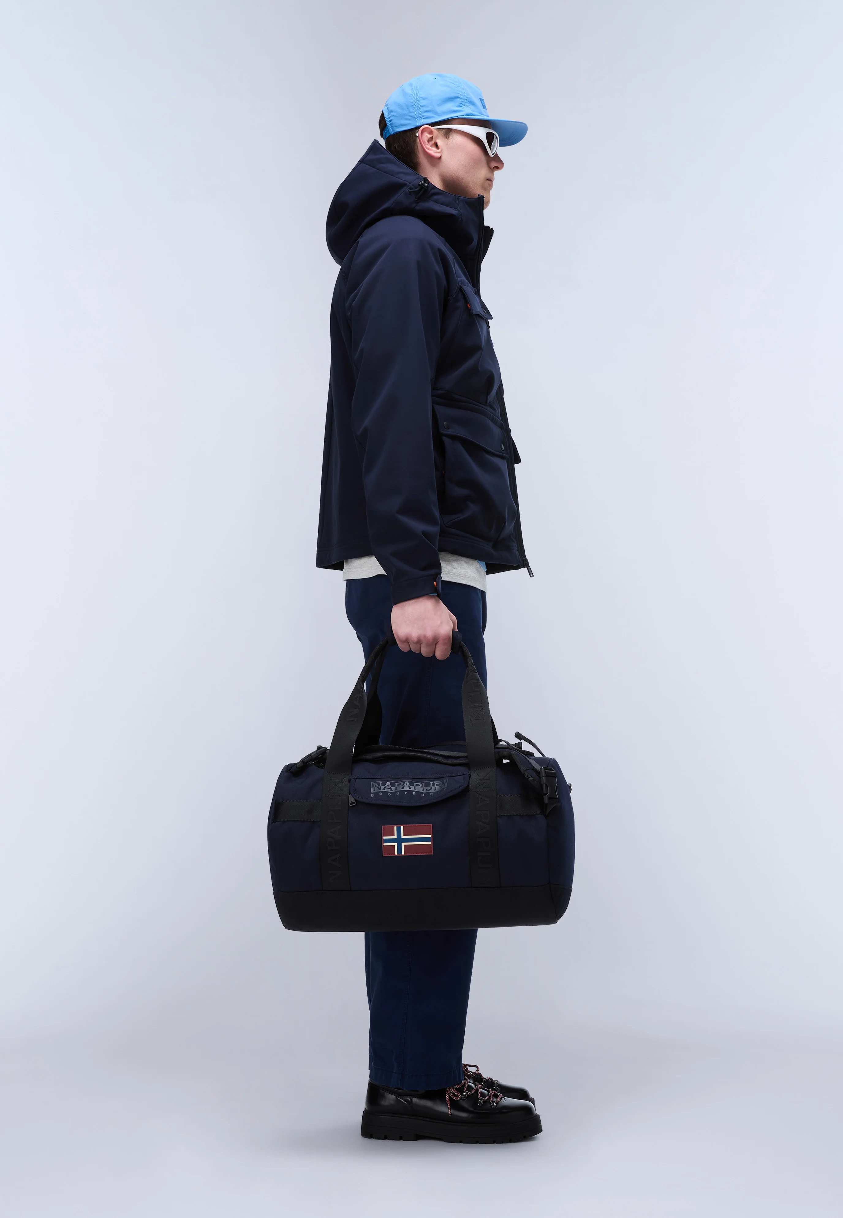 Bering Travel Duffle Bag  - 24.5 Lt - Image 3