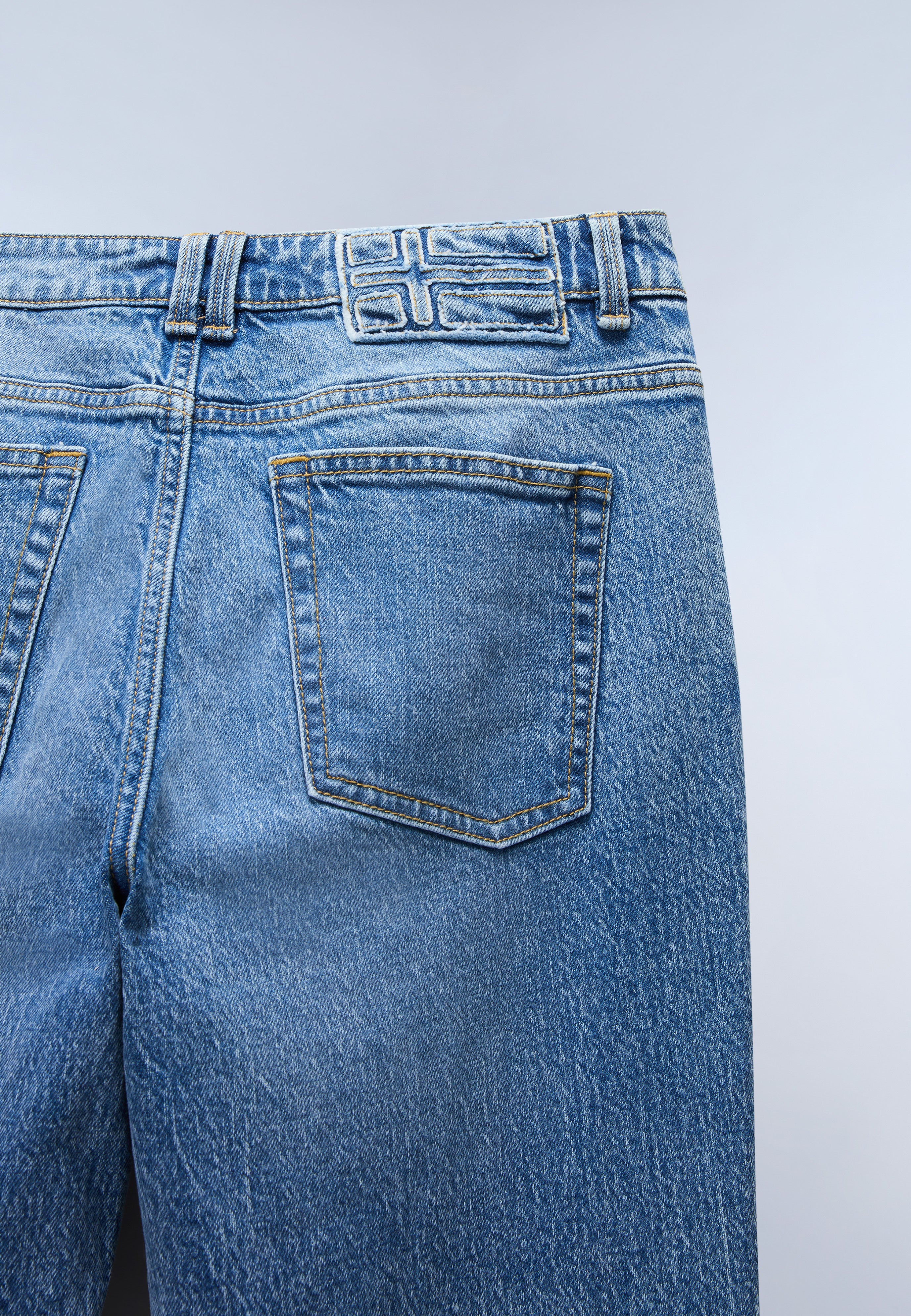 Cimonde Regular Jeans - Image 8