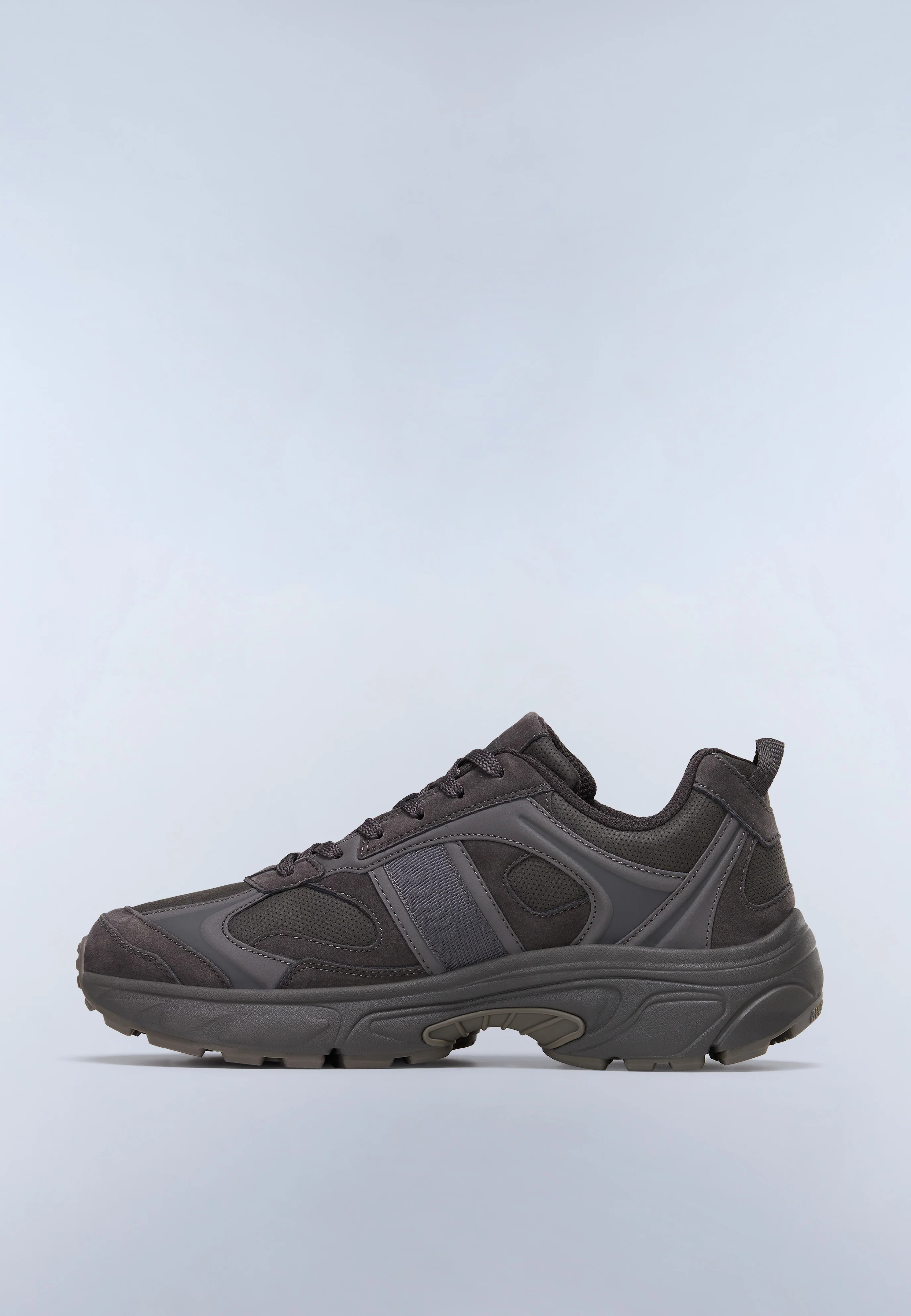 Delta Trainers - Image 3