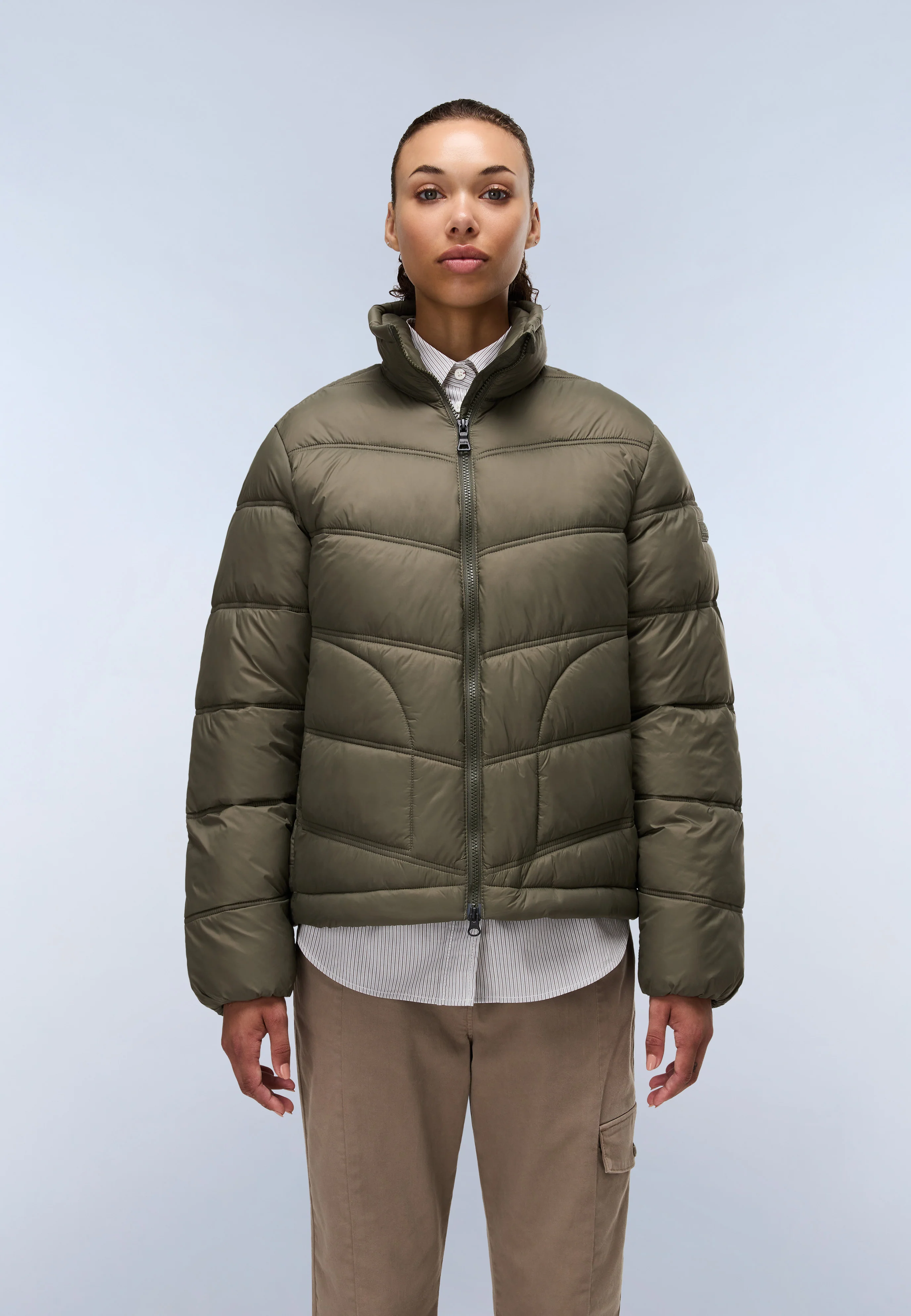 Ega Short Puffer Jacket - Image 2