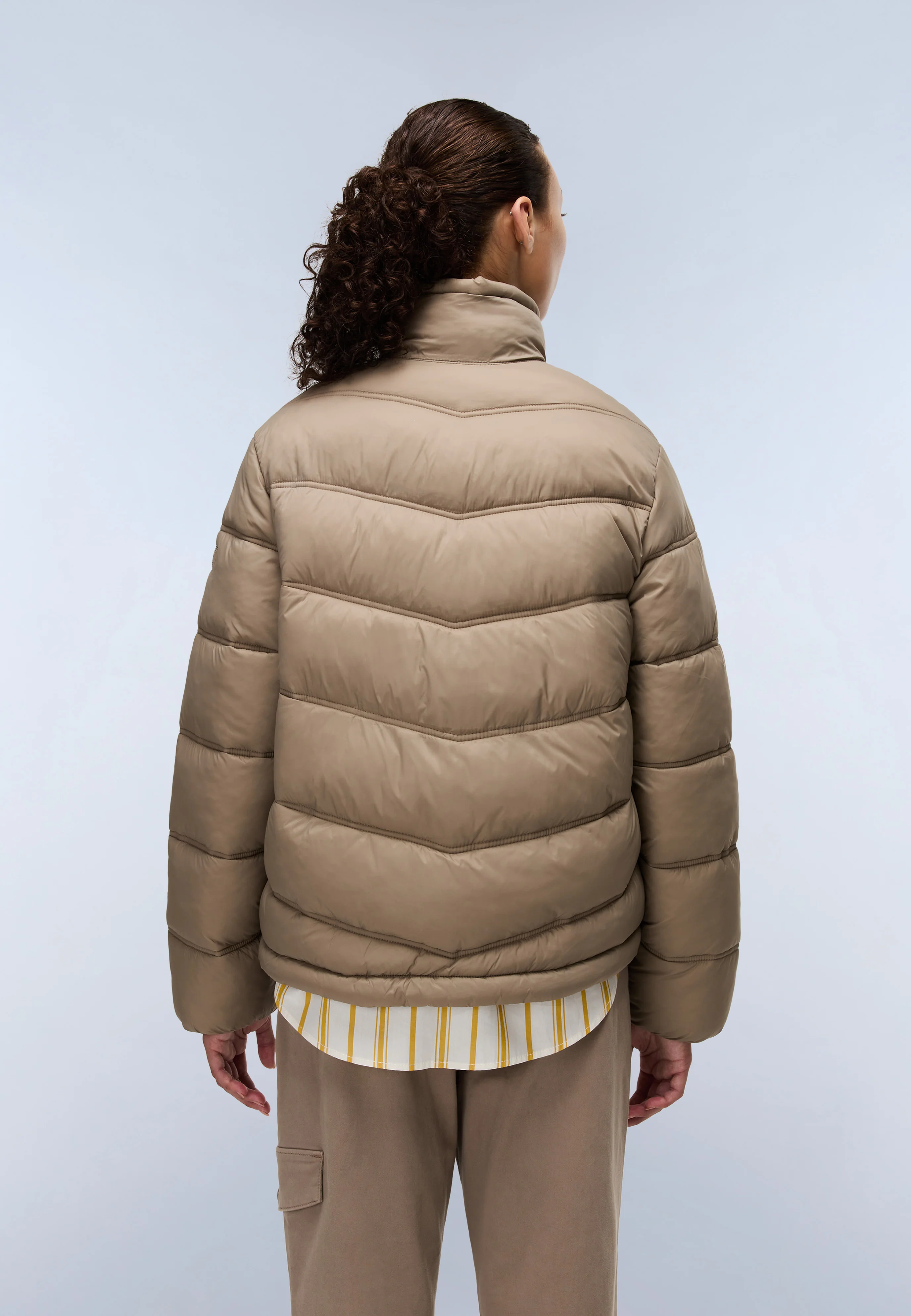 Ega Short Puffer Jacket - Image 4