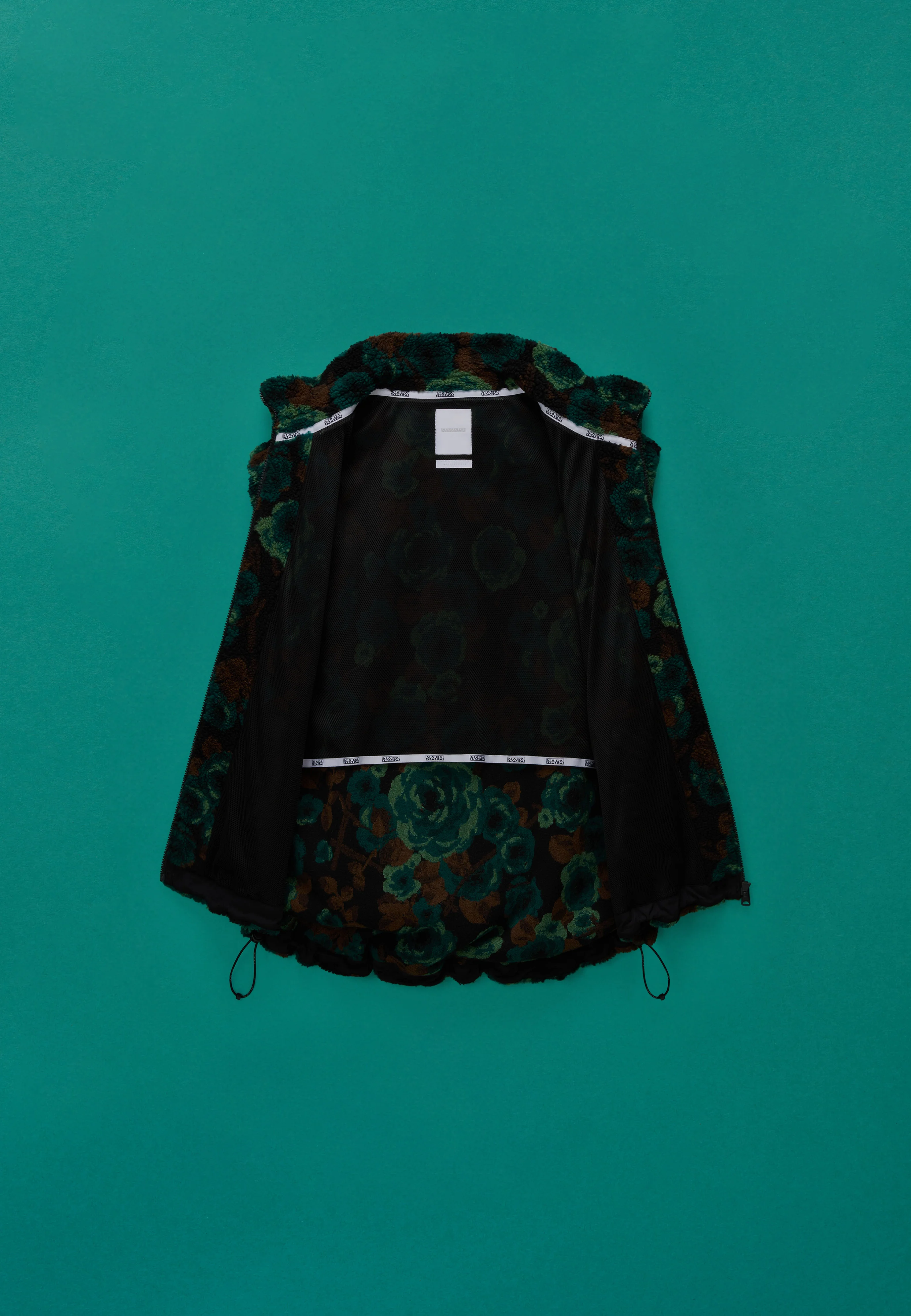 Emin Jacquard Fleece Vest - Image 8