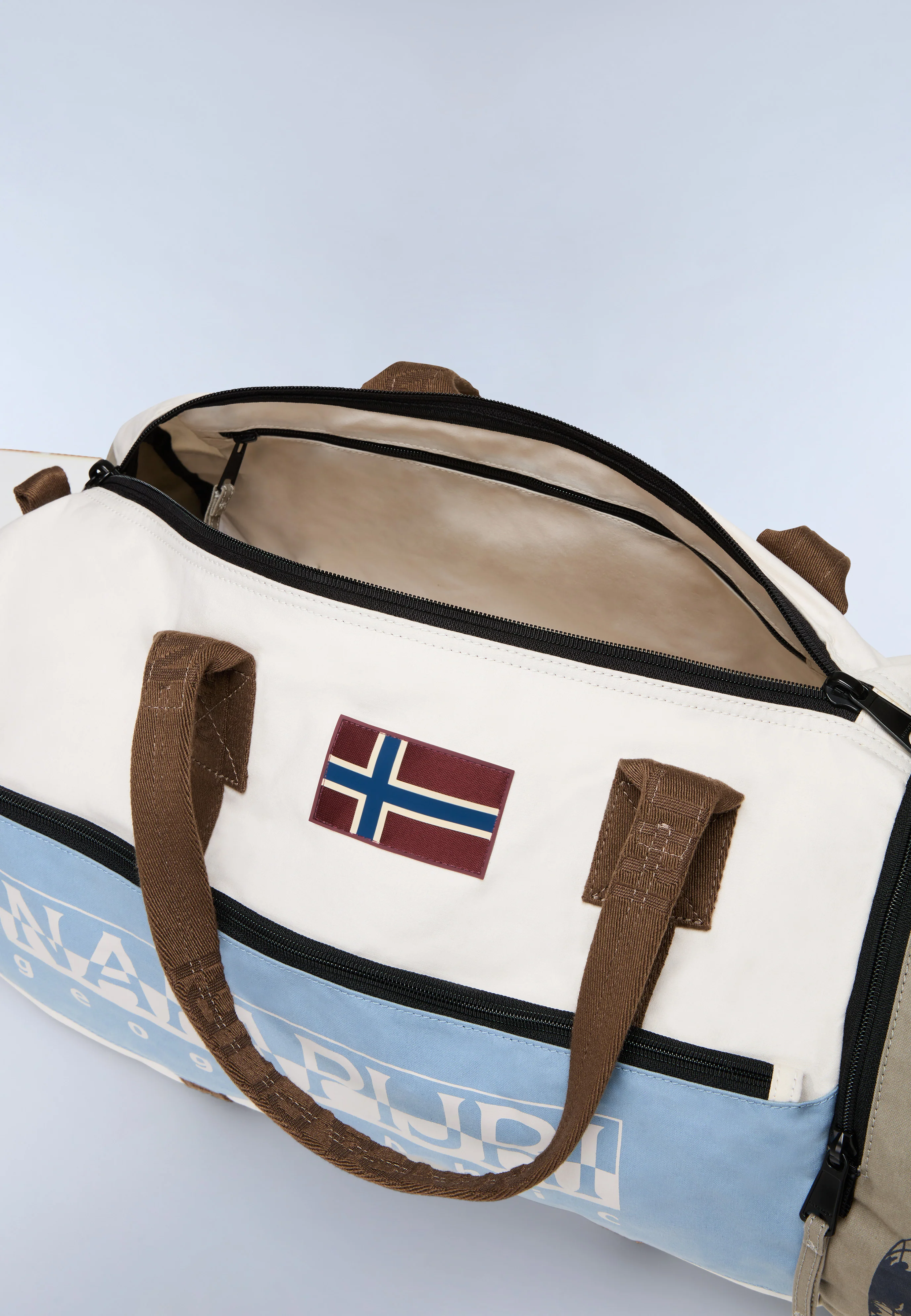 Equator Duffle Bag - 61.44 Lt - Image 9