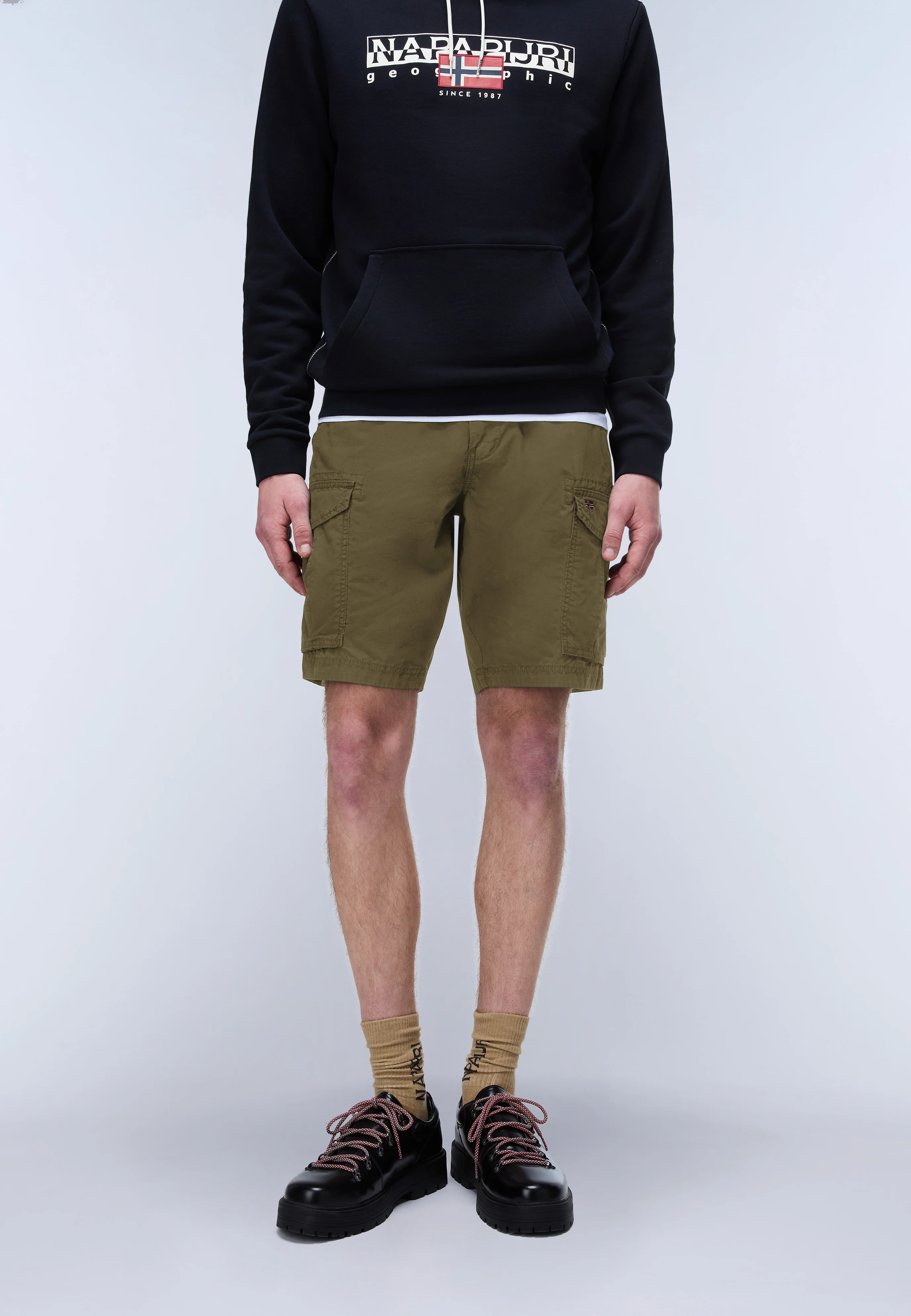 Noto Bermuda Shorts - Image 2