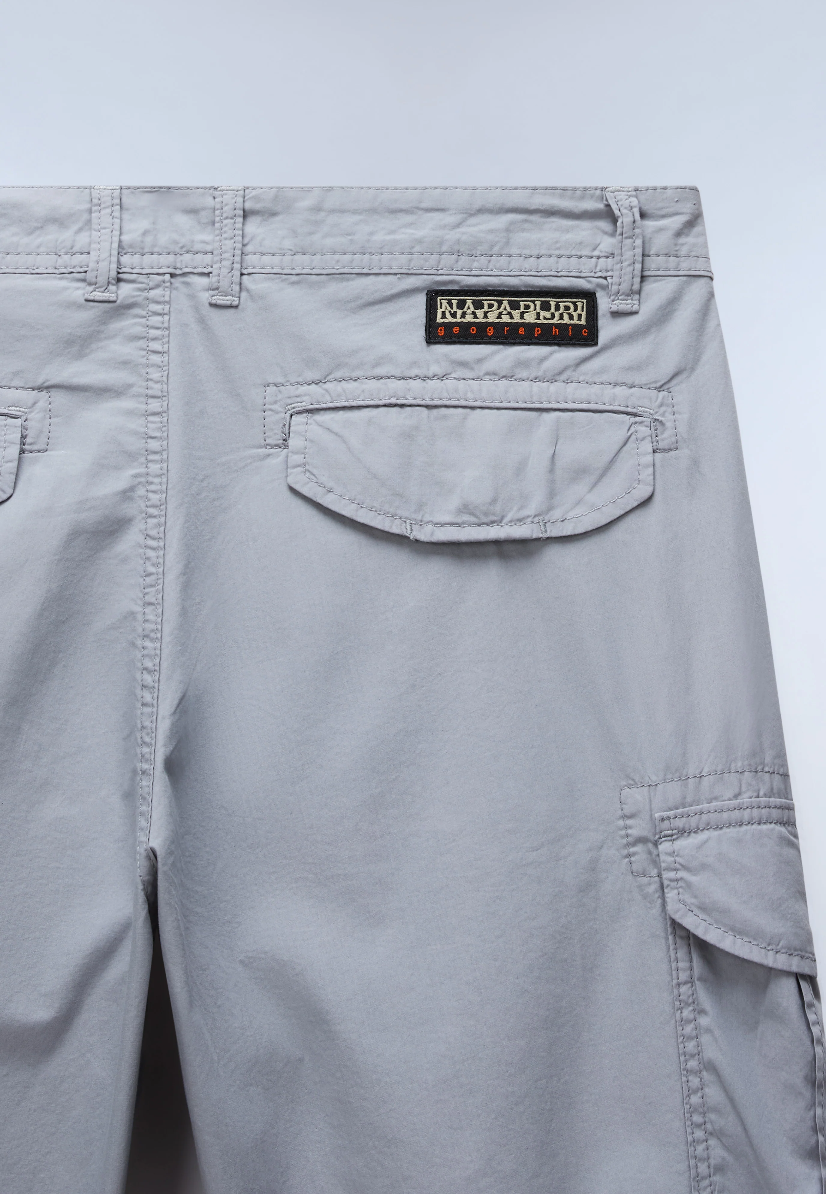 Noto Bermuda Shorts - Image 7