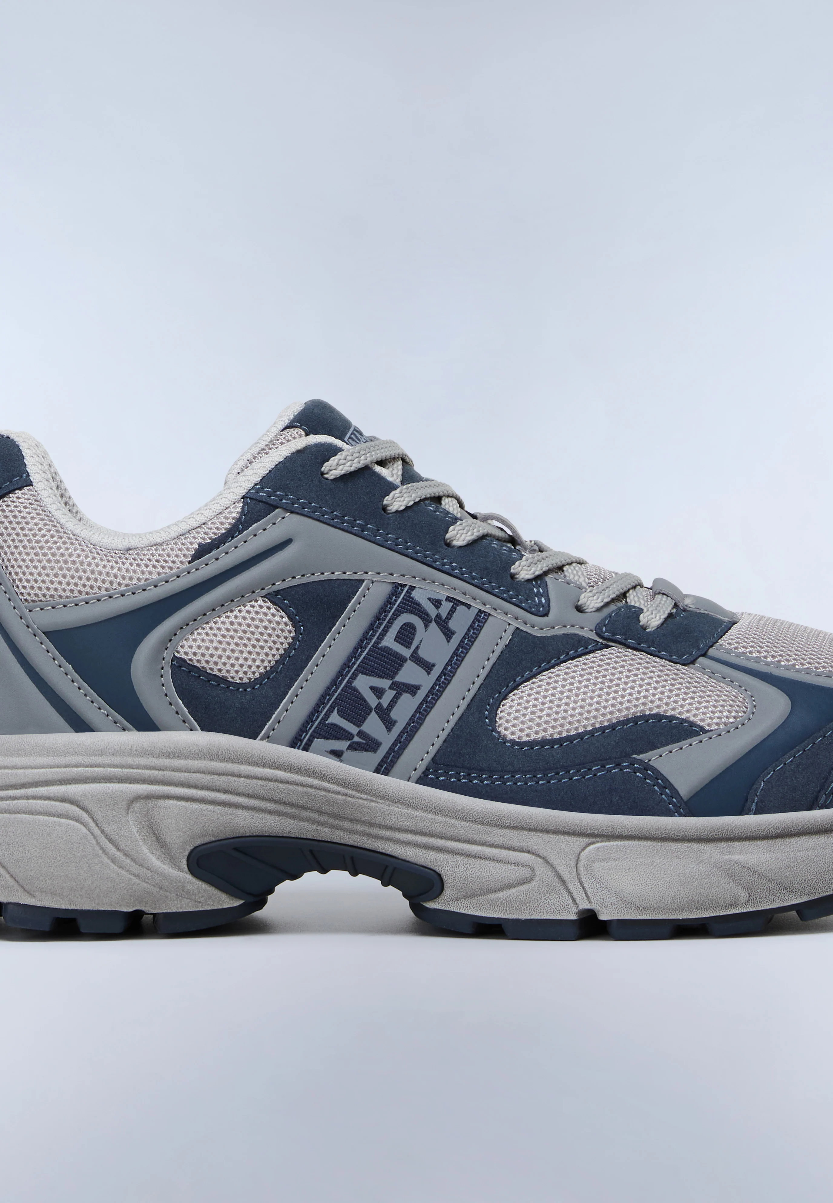 Trainers Delta - Image 8