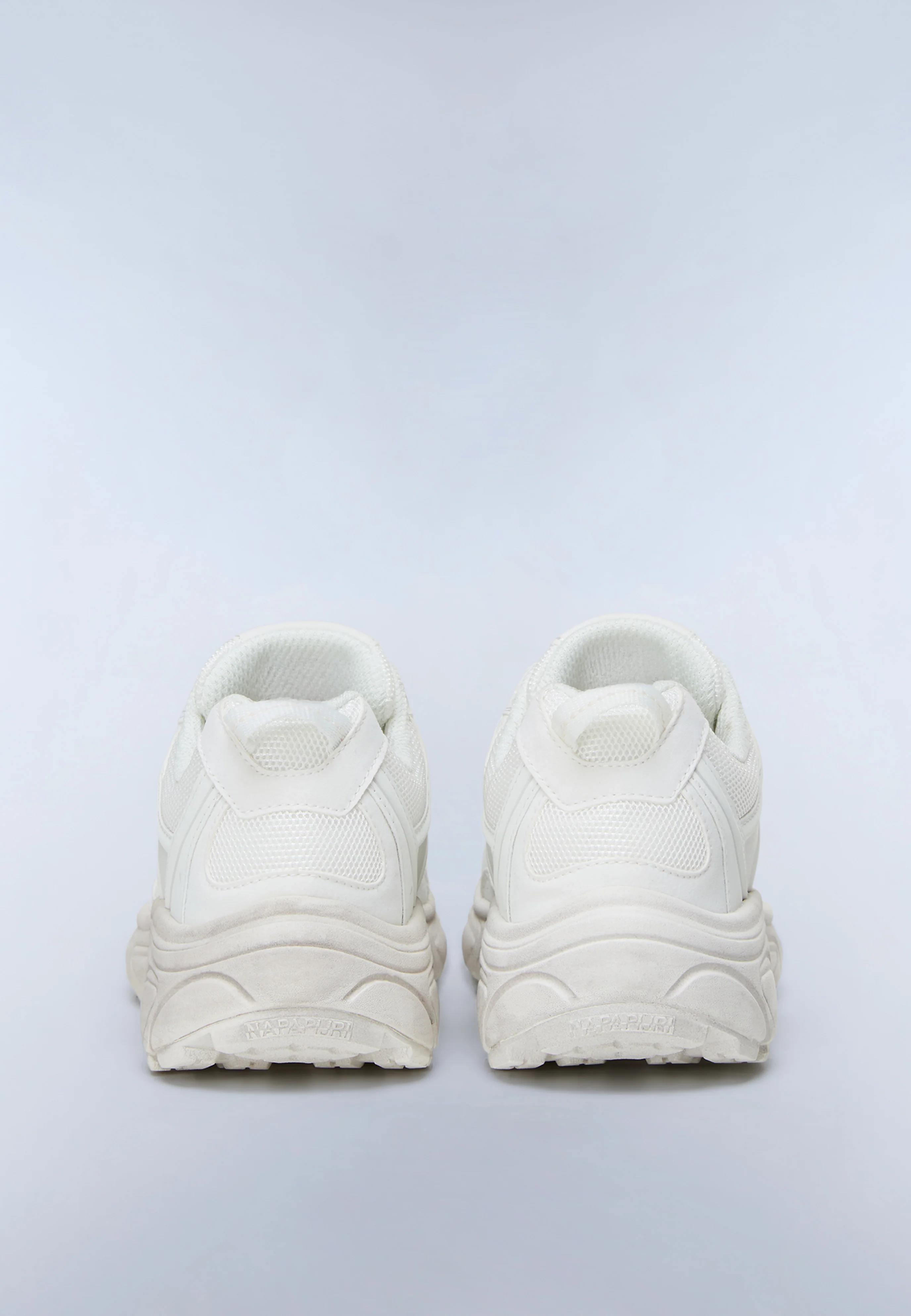Trainers Delta - Image 2