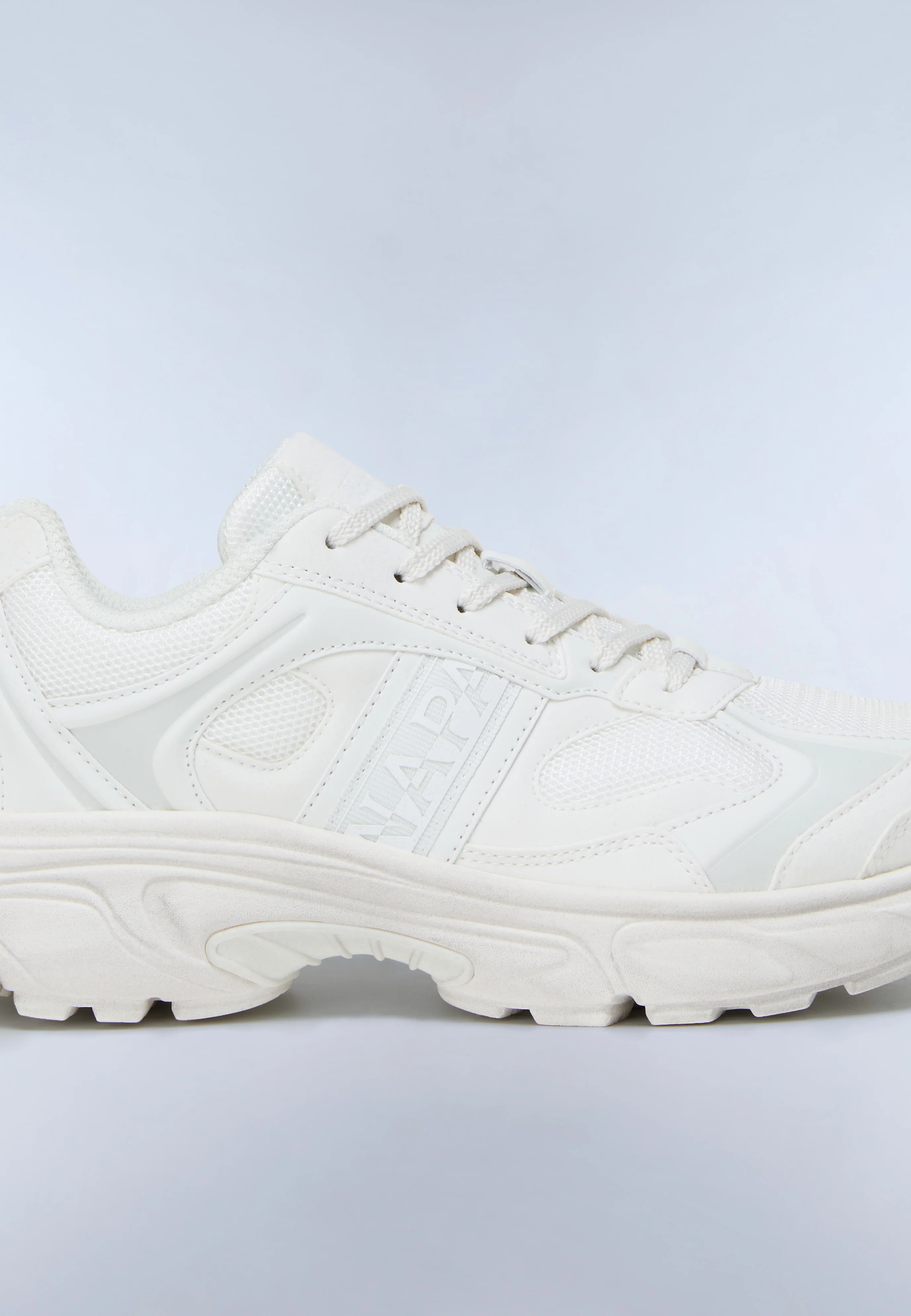 Trainers Delta - Image 7
