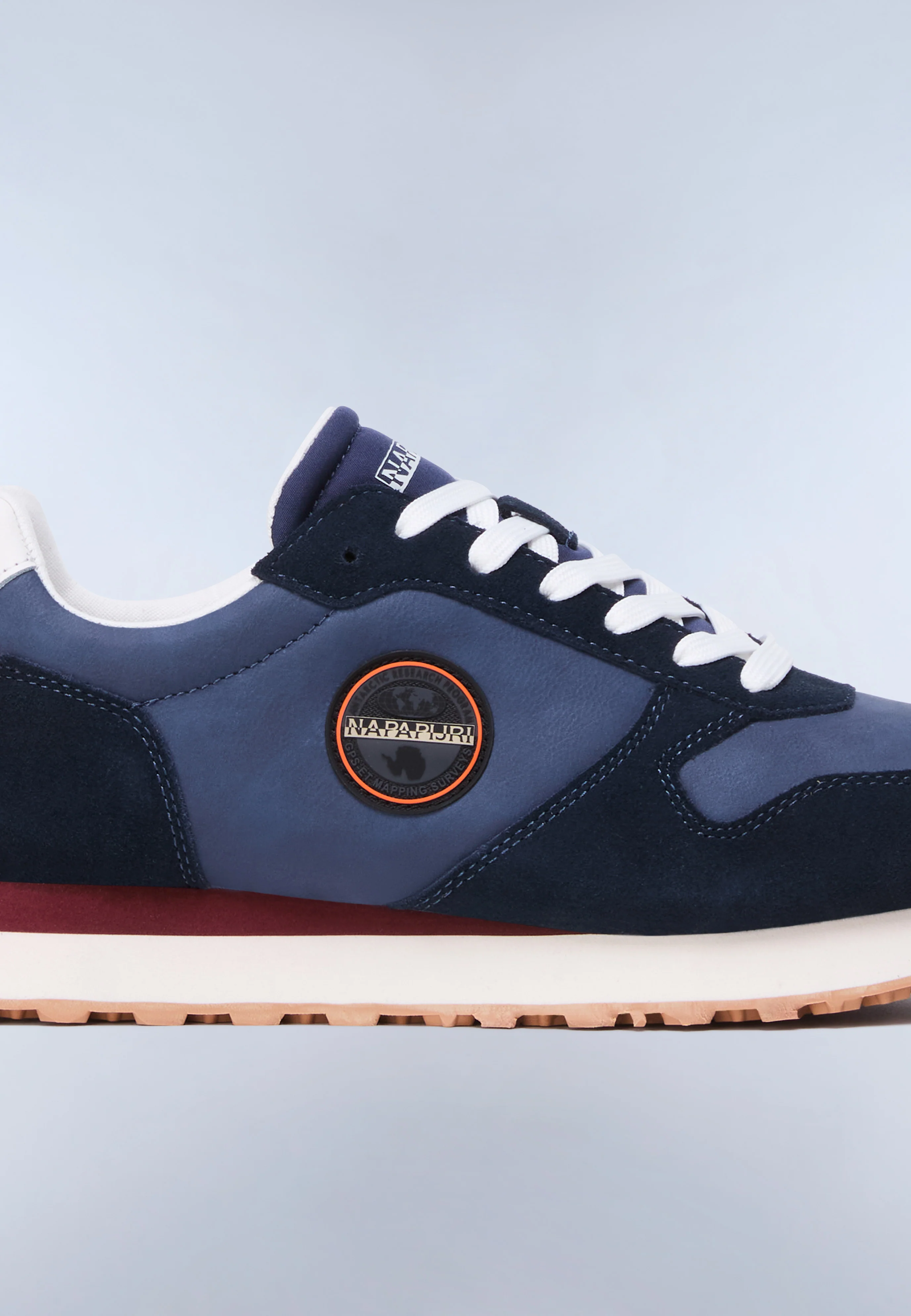 Trainers Nova - Image 8