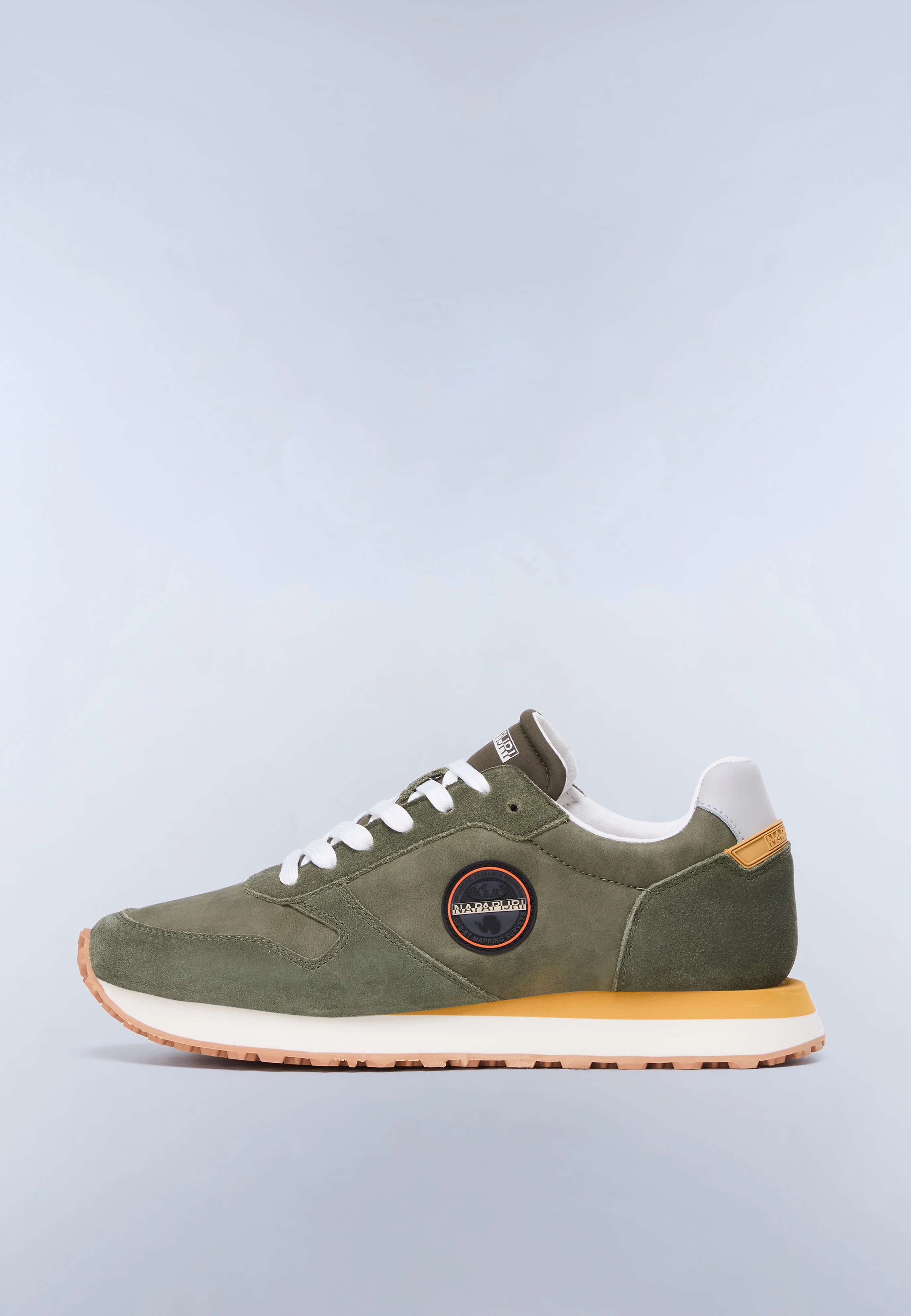 Trainers Nova - Image 3