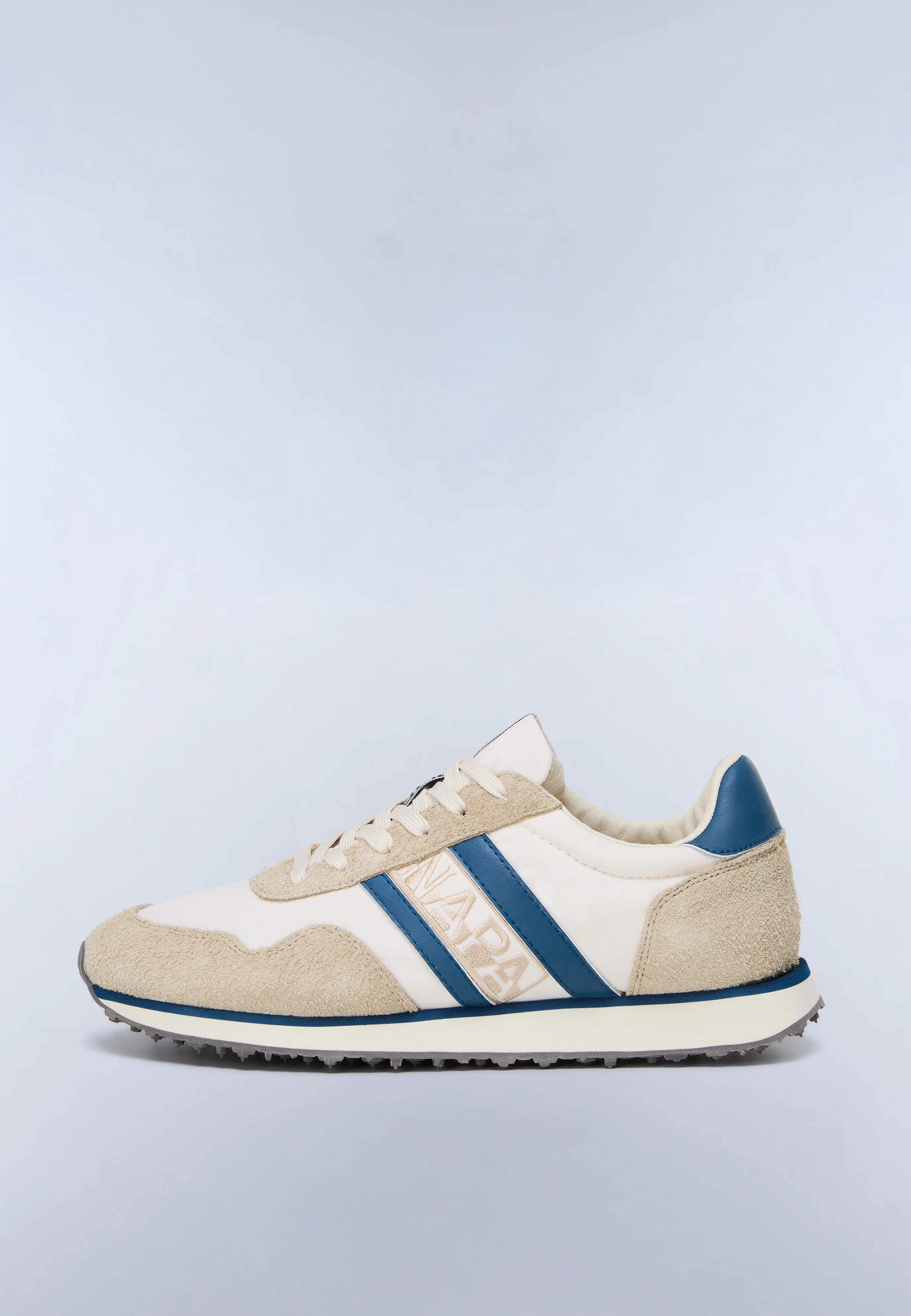 Trainers Shard - Image 3