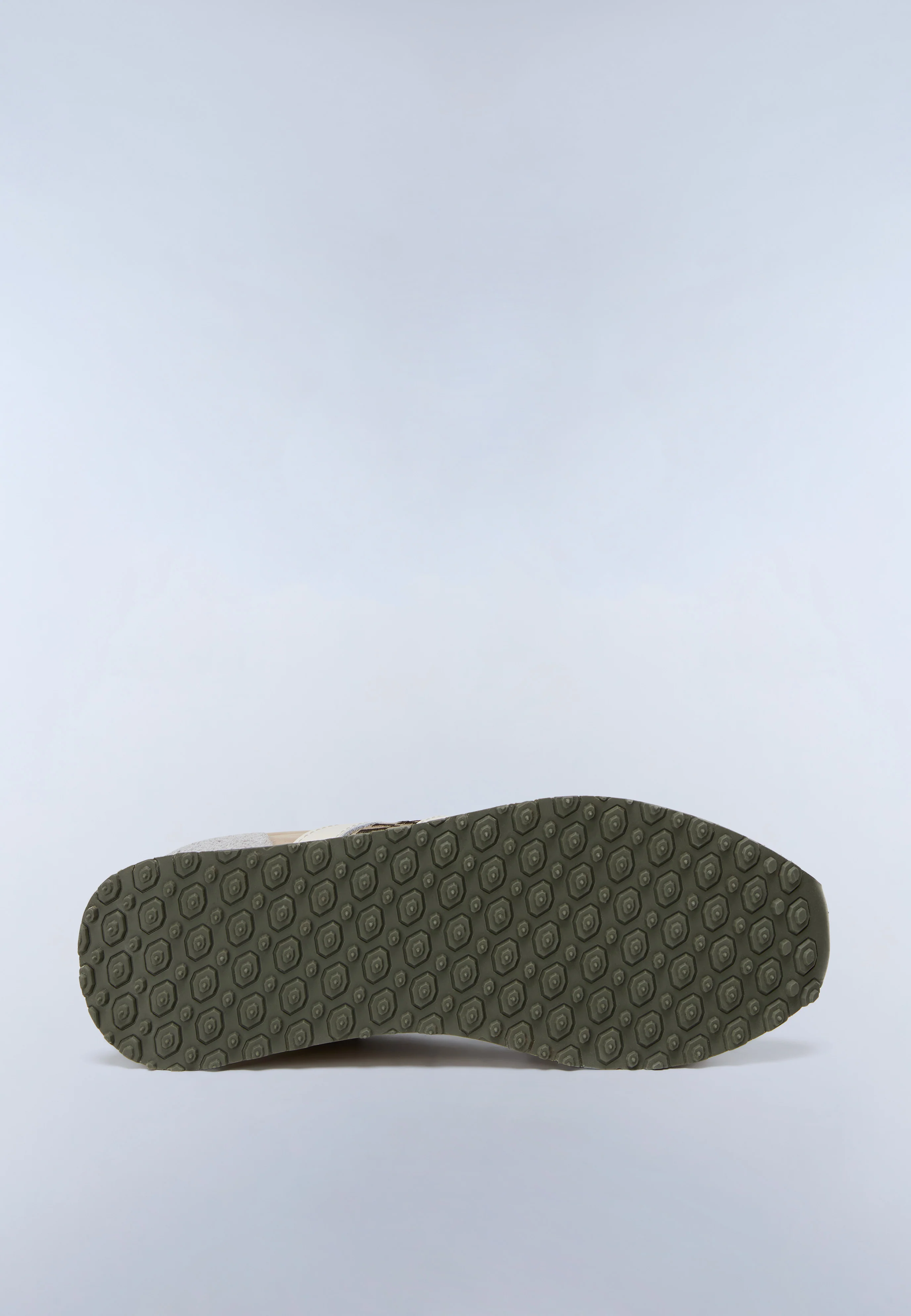 Trainers Shard - Image 5