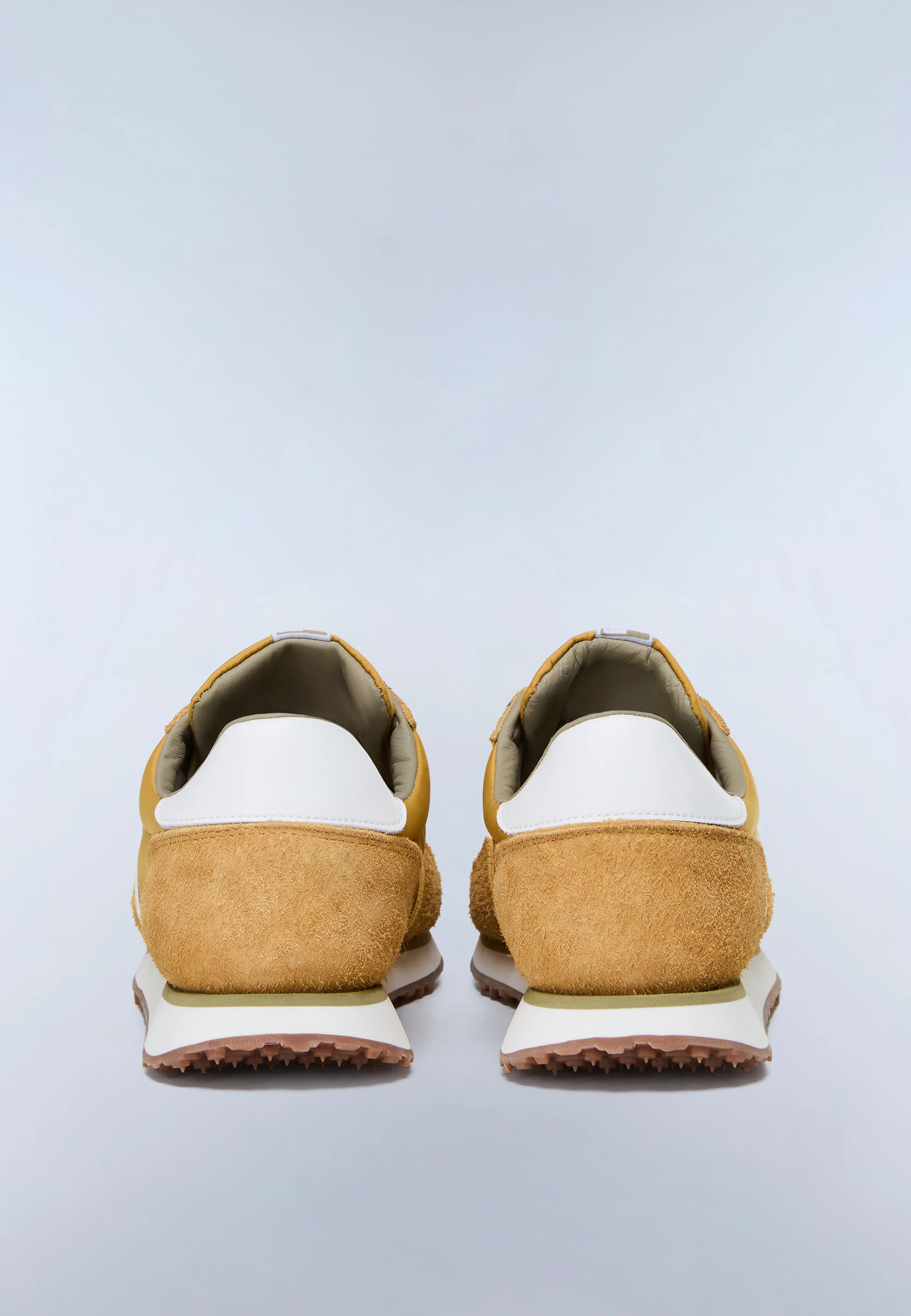 Trainers Shard - Image 2