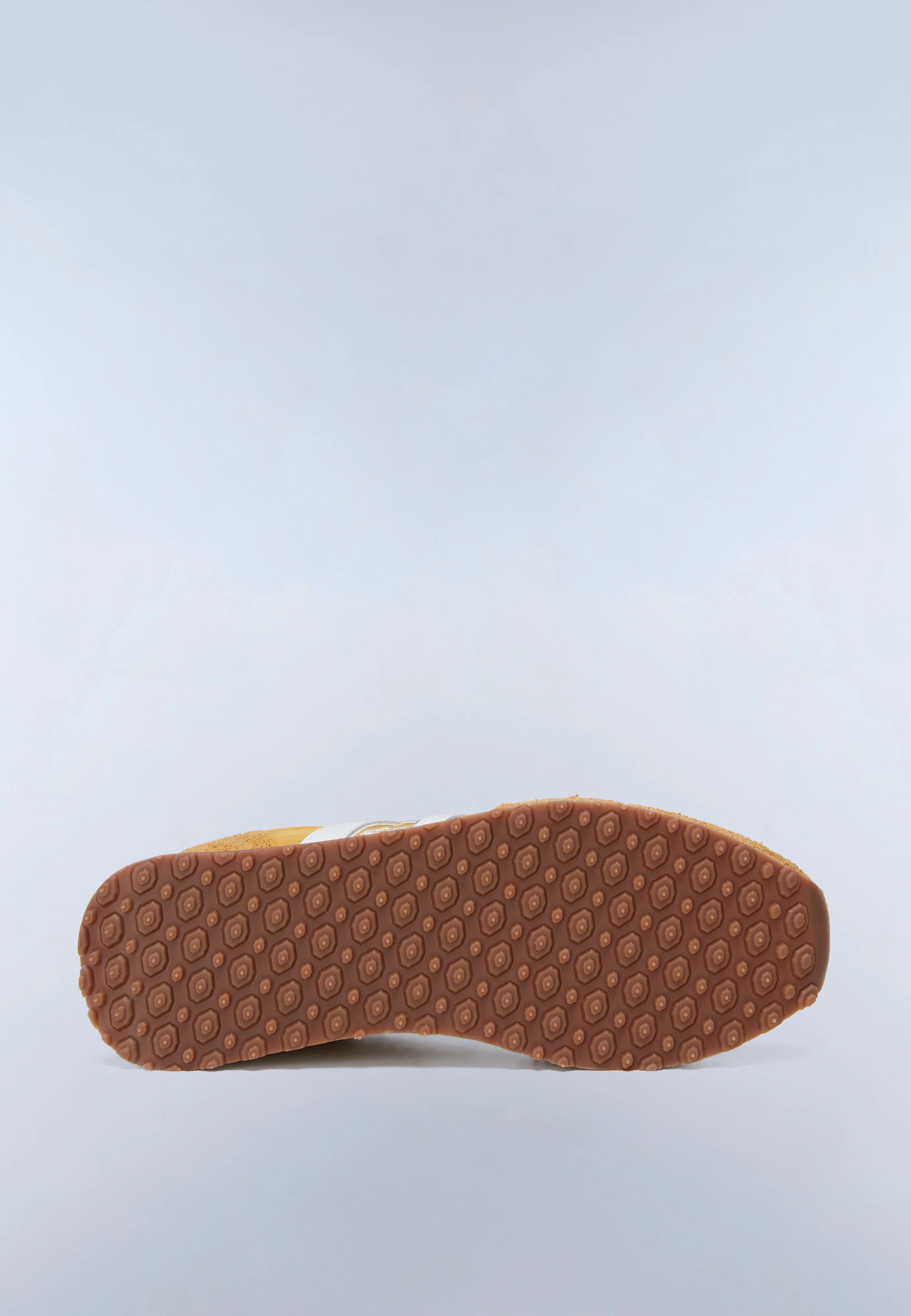 Trainers Shard - Image 5