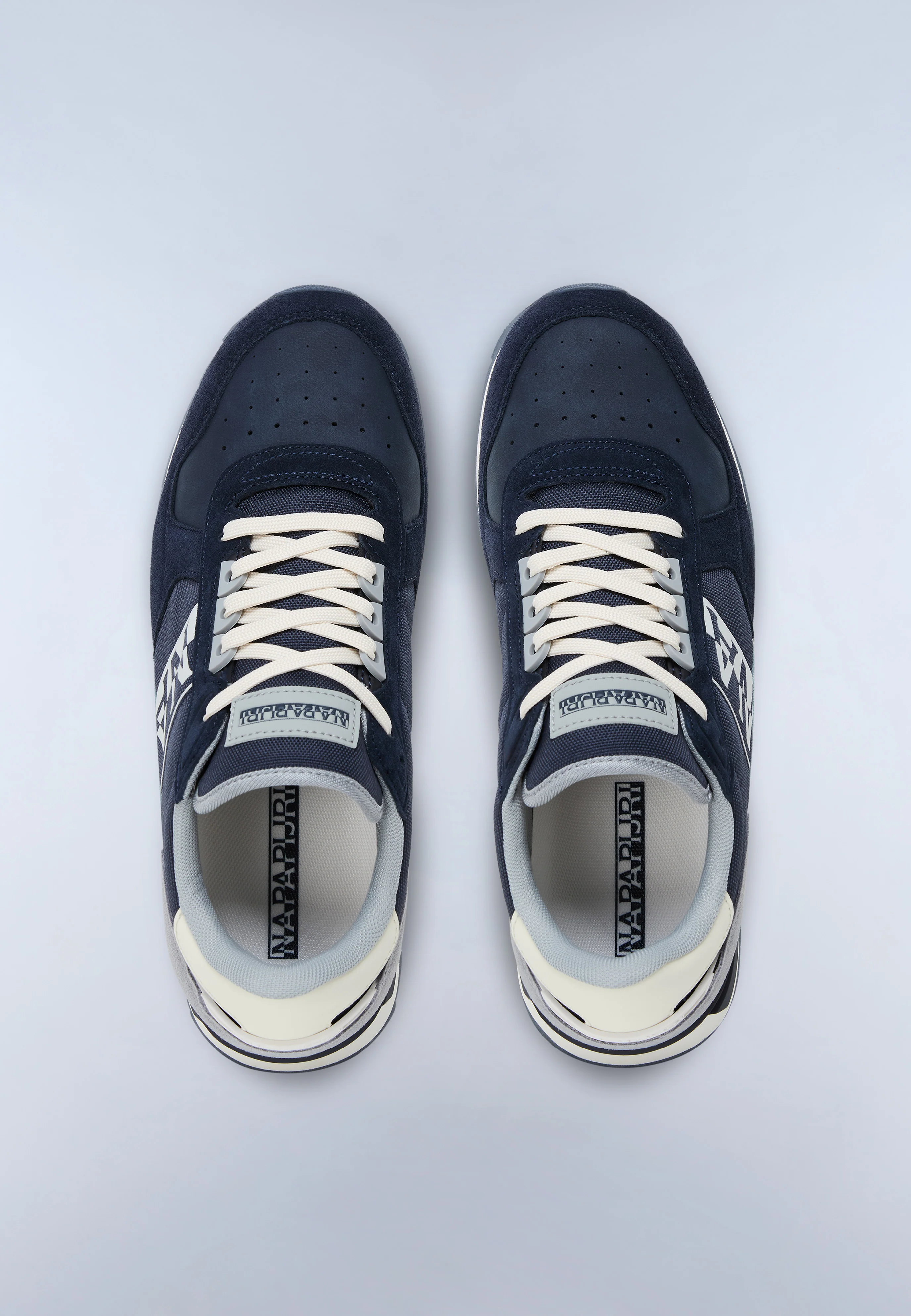 Trainers Stab - Image 4