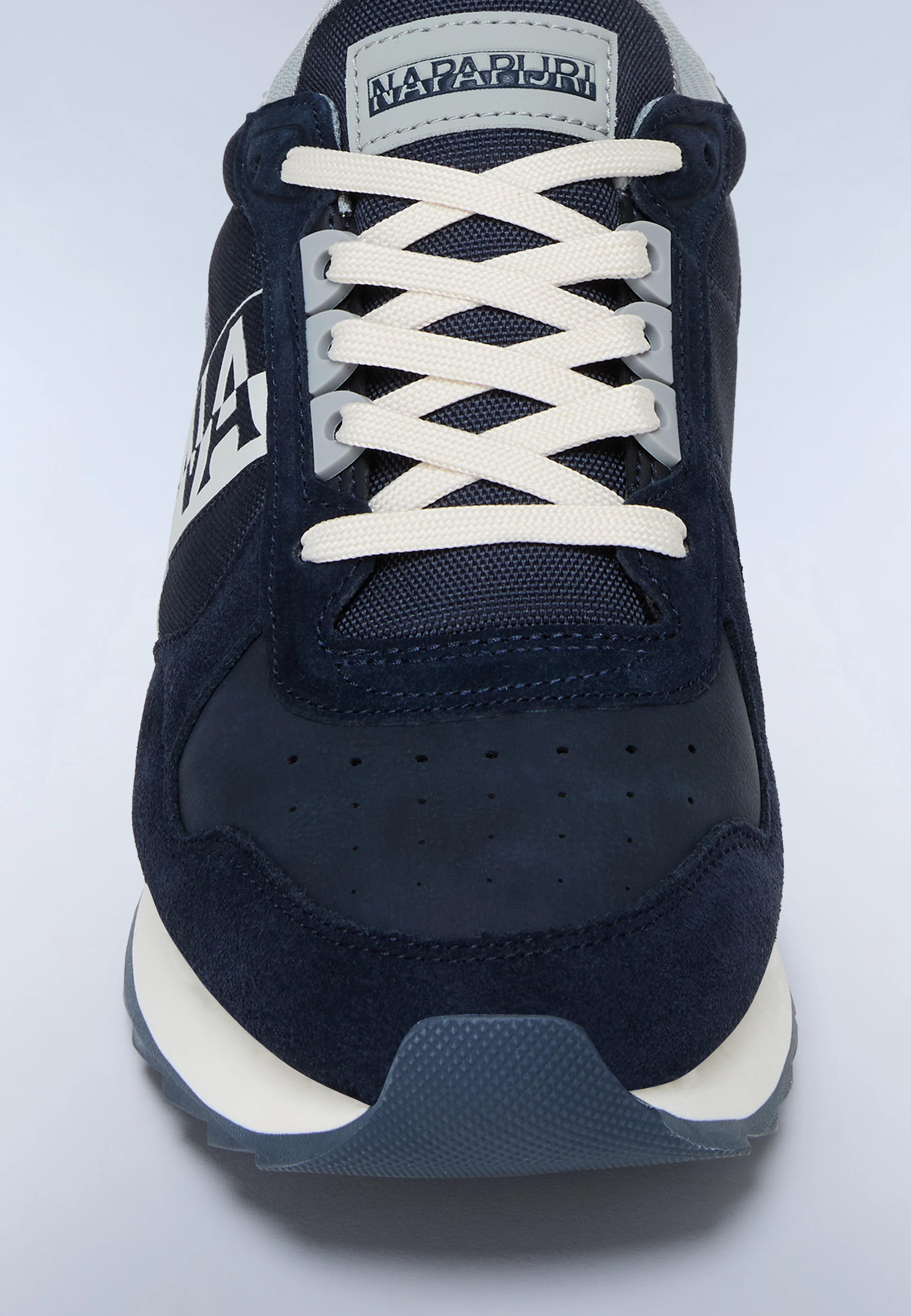 Trainers Stab - Image 7